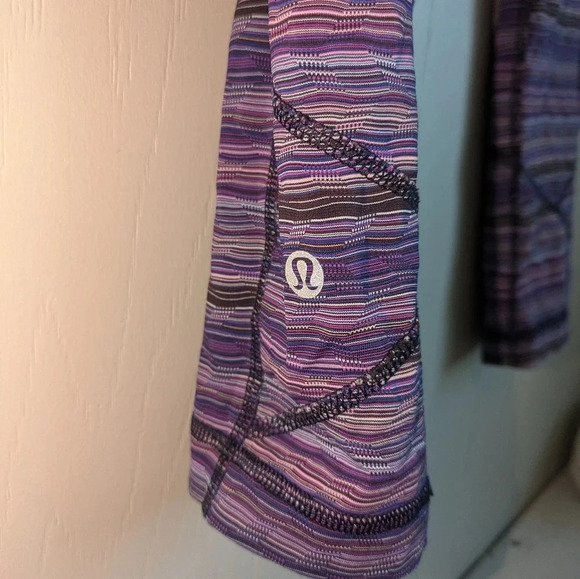 Lululemon Pace Rival CropSpace Dye Twist Ultra Violet Multi Naval Blue Size 6 - Picture 5 of 6